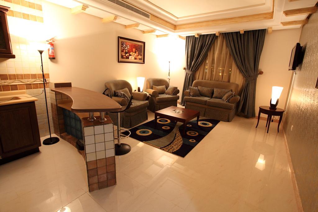 Lavande Suites Janbu Szoba fotó